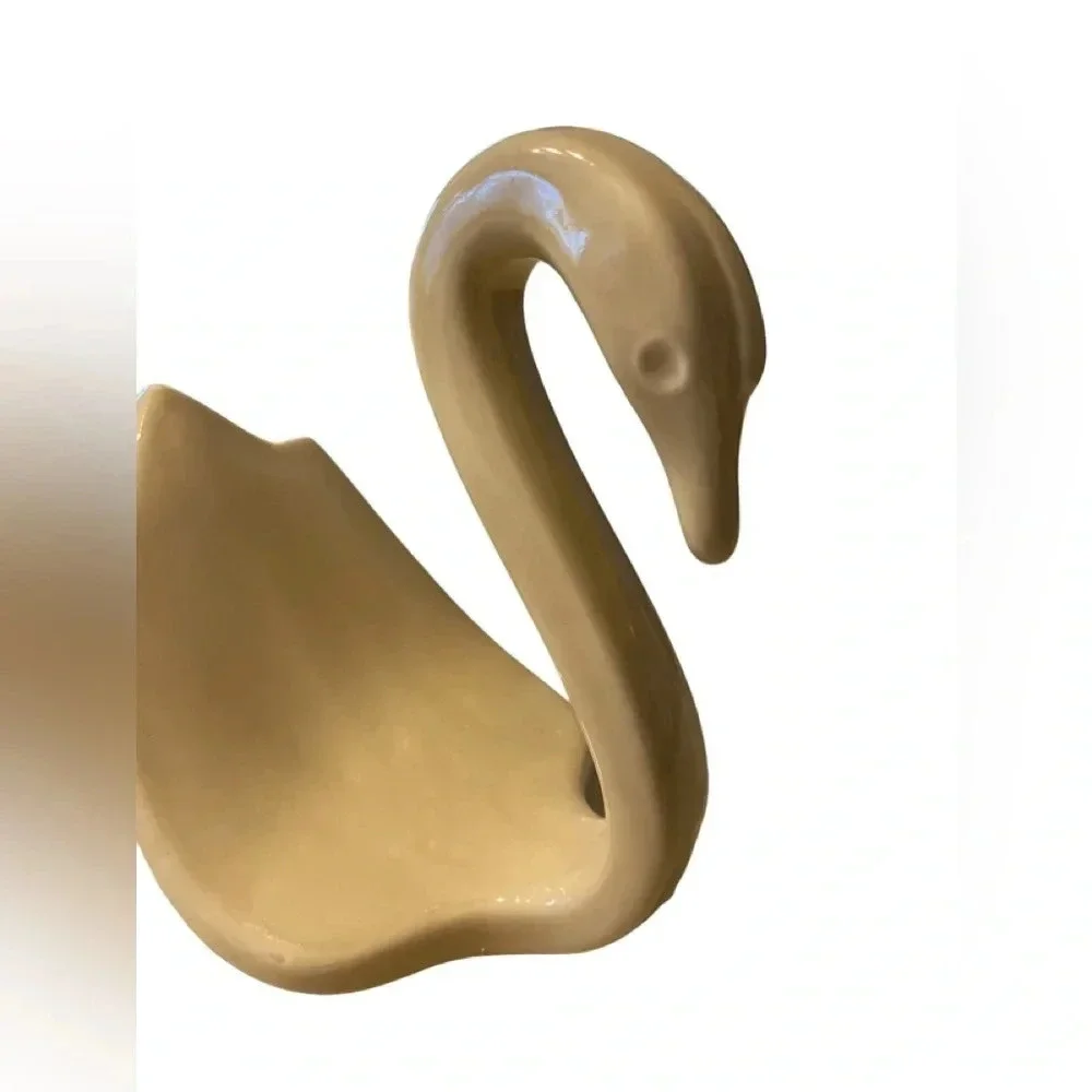 Vintage 80s Modern Ceramic Swan Soap Dish/Wash Rag Holder